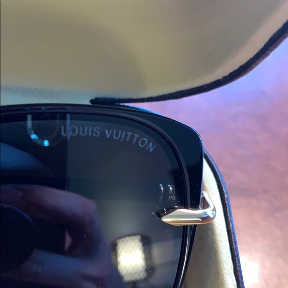 Louis Vuitton Cat Eye Sunglasses - Picture 2 of 6